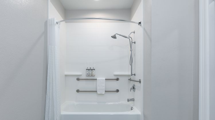Holiday Inn Express Hotel & Suites Room