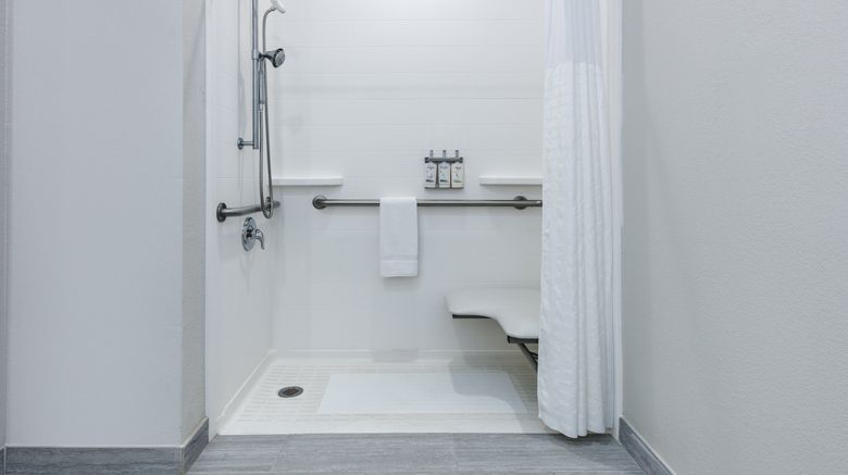 <b>Holiday Inn Express Hotel & Suites Room</b>. Images powered by <a href="https://www.leonardoworldwide.com/" title="Leonardo Worldwide" target="_blank">Leonardo</a>.
