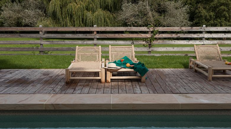 <b>Chateau de Ste Sabine Pool</b>. Images powered by <a href="https://www.leonardoworldwide.com/" title="Leonardo Worldwide" target="_blank">Leonardo</a>.