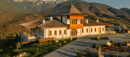 Matca Hotel Exterior