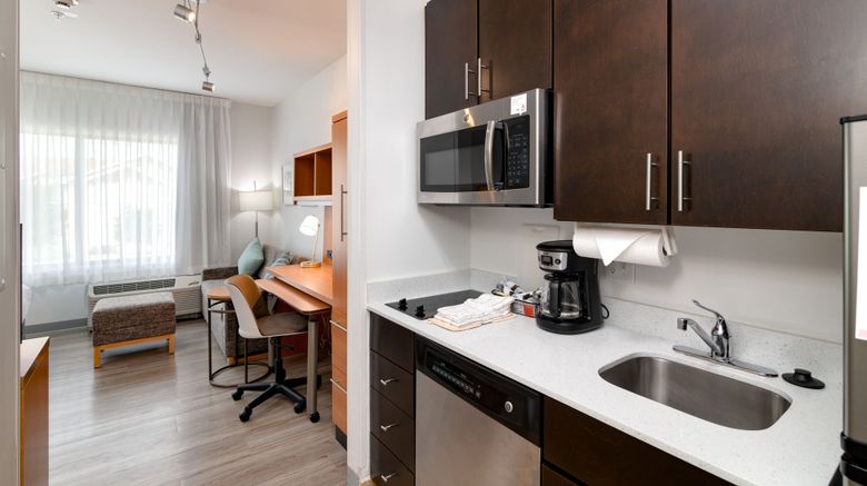 <b>TownePlace Suites Dallas McKinney Room</b>. Images powered by <a href="https://www.leonardoworldwide.com/" title="Leonardo Worldwide" target="_blank">Leonardo</a>.