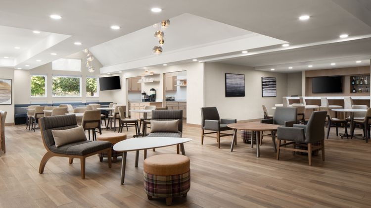 Residence Inn Holland Lobby