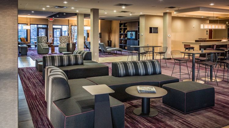 Courtyard by Marriott Norman Lobby