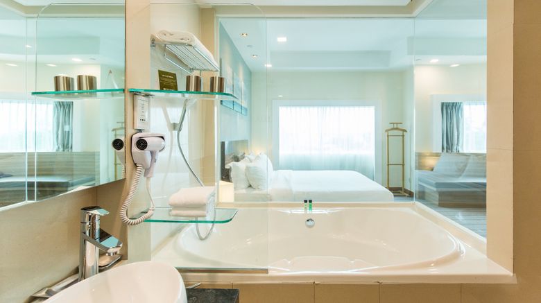 <b>Village Hotel Changi Suite</b>. Images powered by <a href="https://www.leonardoworldwide.com/" title="Leonardo Worldwide" target="_blank">Leonardo</a>.
