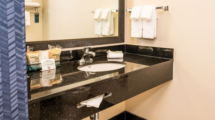 Fairfield Inn & Suites San Antonio Dtwn Room