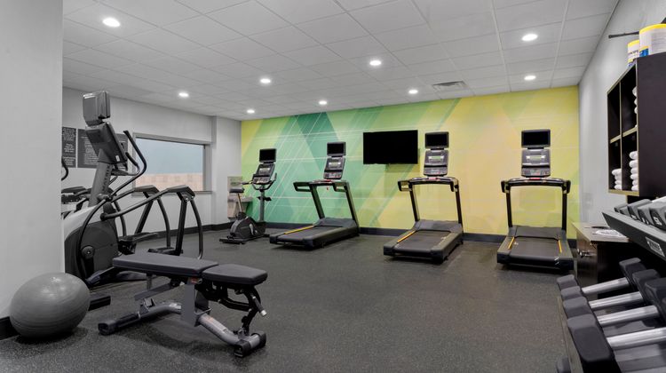 Holiday Inn Dubuque-Galena Health Club