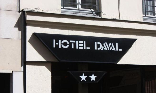 Hotel Daval Exterior