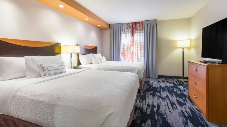 <b>Fairfield Inn & Suites Columbia Suite</b>. Images powered by <a href="https://www.leonardoworldwide.com/" title="Leonardo Worldwide" target="_blank">Leonardo</a>.