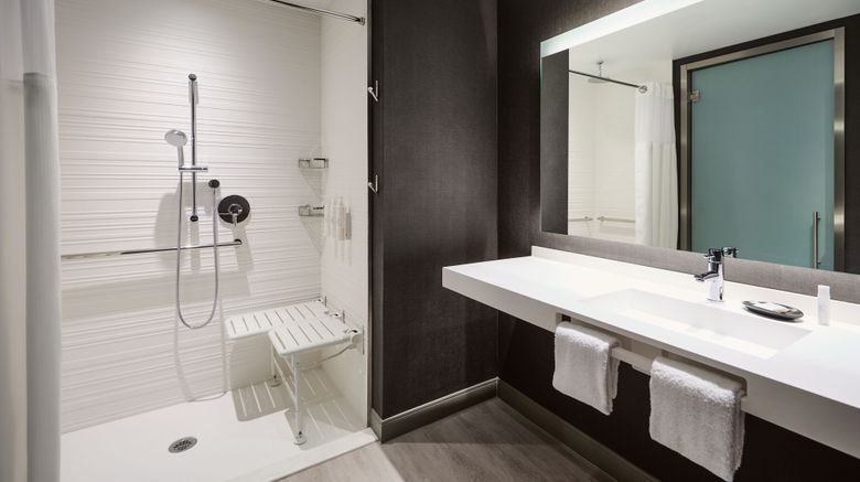<b>AC Hotel Kansas City Downtown Room</b>. Images powered by <a href="https://www.leonardoworldwide.com/" title="Leonardo Worldwide" target="_blank">Leonardo</a>.