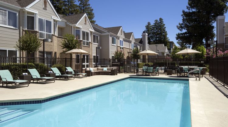 Residence Inn Pleasant Hill Concord Pool