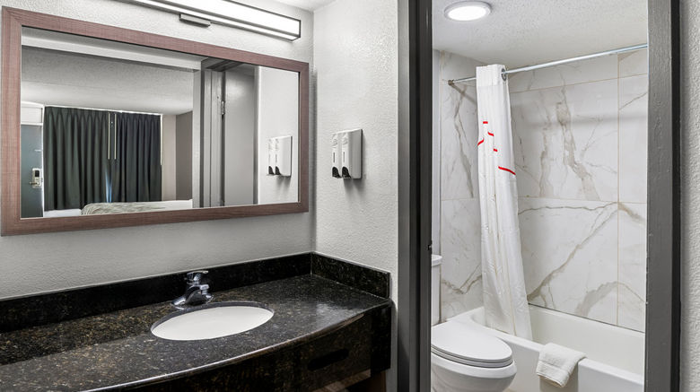 <b>Red Roof Inn Richmond Airport/Sandston Room</b>. Images powered by <a href="https://www.leonardoworldwide.com/" title="Leonardo Worldwide" target="_blank">Leonardo</a>.