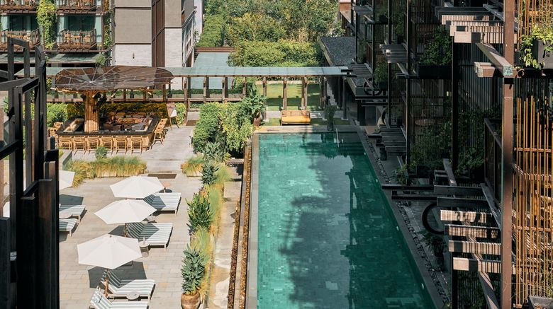 <b>Vignette Collection Dinso Rsrt Pool</b>. Images powered by <a href="https://www.leonardoworldwide.com/" title="Leonardo Worldwide" target="_blank">Leonardo</a>.