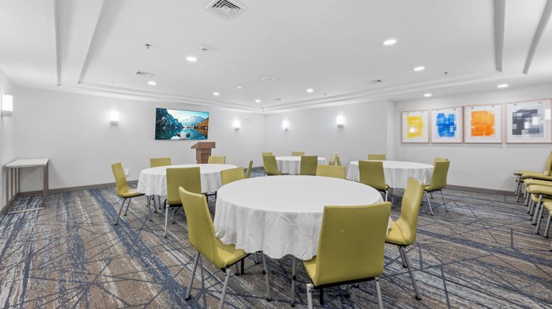 <b>Holiday Inn Express Newington Meeting</b>. Images powered by <a href="https://www.leonardoworldwide.com/" title="Leonardo Worldwide" target="_blank">Leonardo</a>.