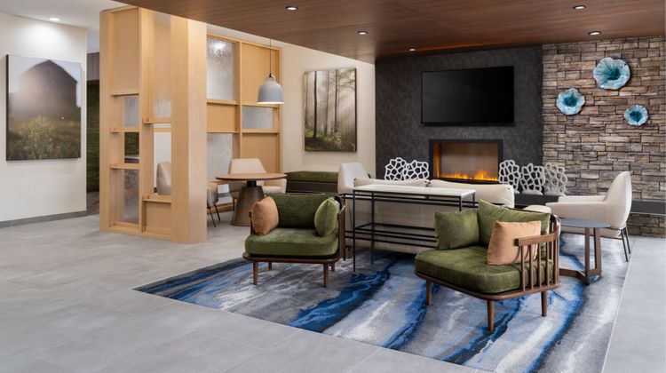 Fairfield Inn & Suites Waycross Lobby