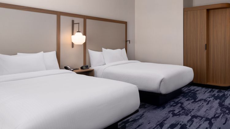 Fairfield Inn & Suites Waycross Room