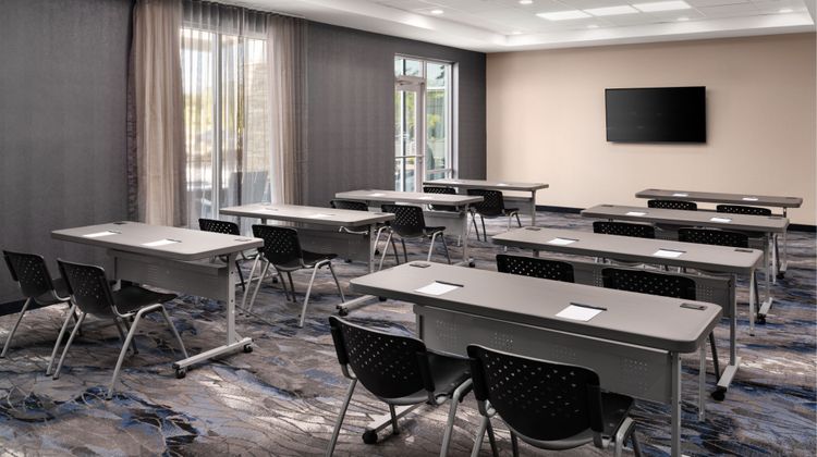 Fairfield Inn & Suites Waycross Meeting