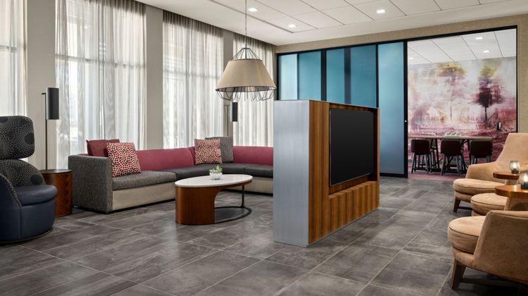 Courtyard Omaha East/Council Bluffs Lobby