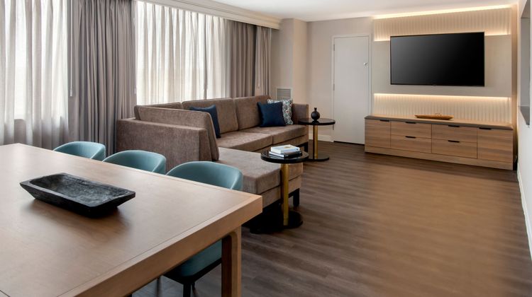 Buffalo Marriott Niagara Room
