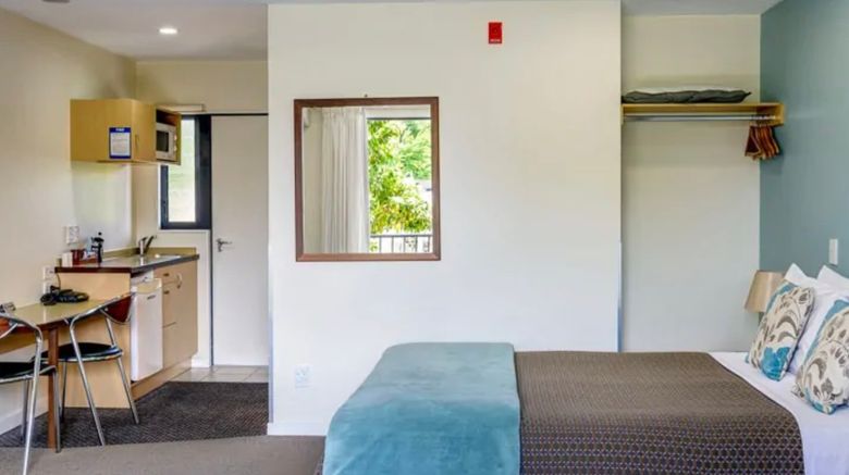 <b>Nautilus Lodge Room</b>. Images powered by <a href="https://www.leonardoworldwide.com/" title="Leonardo Worldwide" target="_blank">Leonardo</a>.