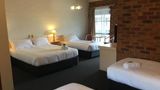 <b>Bega Downs Motor Inn Room</b>. Images powered by <a href="https://www.leonardoworldwide.com/" title="Leonardo Worldwide" target="_blank">Leonardo</a>.