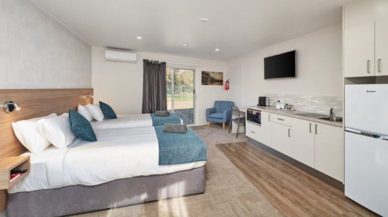 <b>Gundagai Cabins Tourist Park Lobby</b>. Images powered by <a href="https://www.leonardoworldwide.com/" title="Leonardo Worldwide" target="_blank">Leonardo</a>.