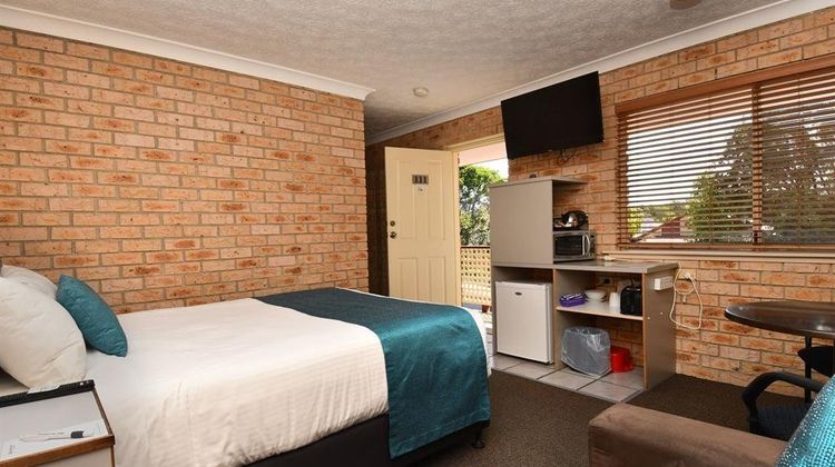 Kennedy Drive Motel Room