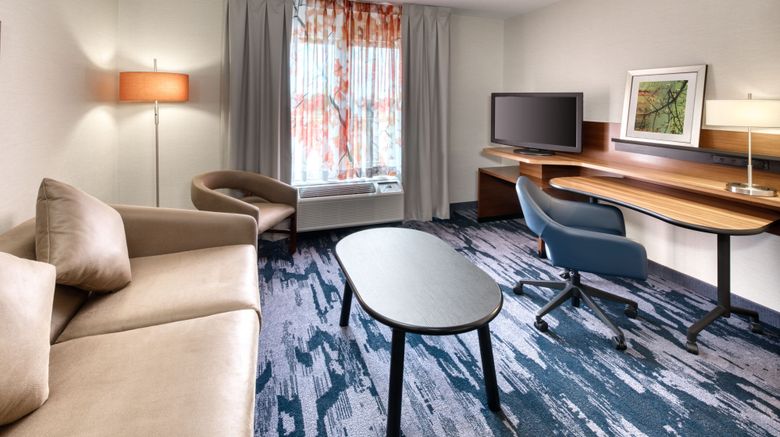 <b>Fairfield Inn & Suites Moncton Room</b>. Images powered by <a href="https://www.leonardoworldwide.com/" title="Leonardo Worldwide" target="_blank">Leonardo</a>.