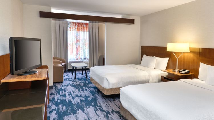Fairfield Inn & Suites Moncton Suite