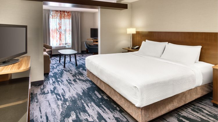 Fairfield Inn & Suites Moncton Suite