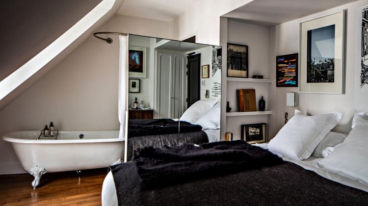 Le Pigalle Room
