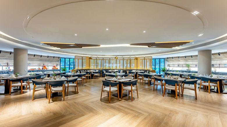 <b>Holiday Inn Hainan Xiangshui Bay Restaurant</b>. Images powered by <a href="https://www.leonardoworldwide.com/" title="Leonardo Worldwide" target="_blank">Leonardo</a>.