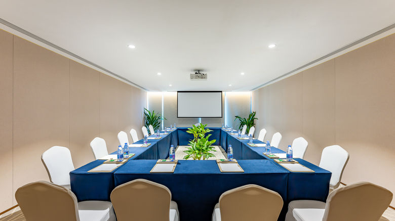<b>Holiday Inn Hainan Xiangshui Bay Meeting</b>. Images powered by <a href="https://www.leonardoworldwide.com/" title="Leonardo Worldwide" target="_blank">Leonardo</a>.