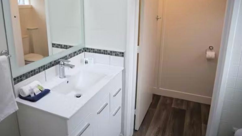 <b>Harbour View Motel Room</b>. Images powered by <a href="https://www.leonardoworldwide.com/" title="Leonardo Worldwide" target="_blank">Leonardo</a>.
