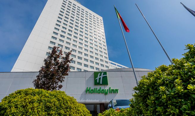 Holiday Inn Porto Gaia Exterior