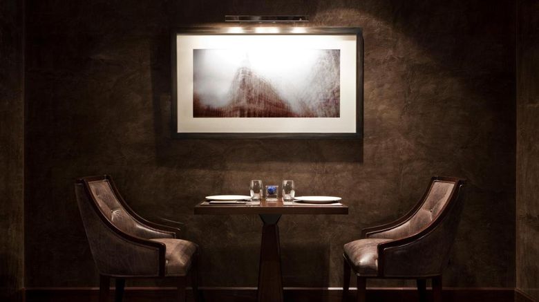 <b>Hotel Claridge Restaurant</b>. Images powered by <a href="https://www.leonardoworldwide.com/" title="Leonardo Worldwide" target="_blank">Leonardo</a>.