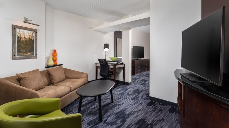 <b>Fairfield Inn & Suites Room</b>. Images powered by <a href="https://www.leonardoworldwide.com/" title="Leonardo Worldwide" target="_blank">Leonardo</a>.