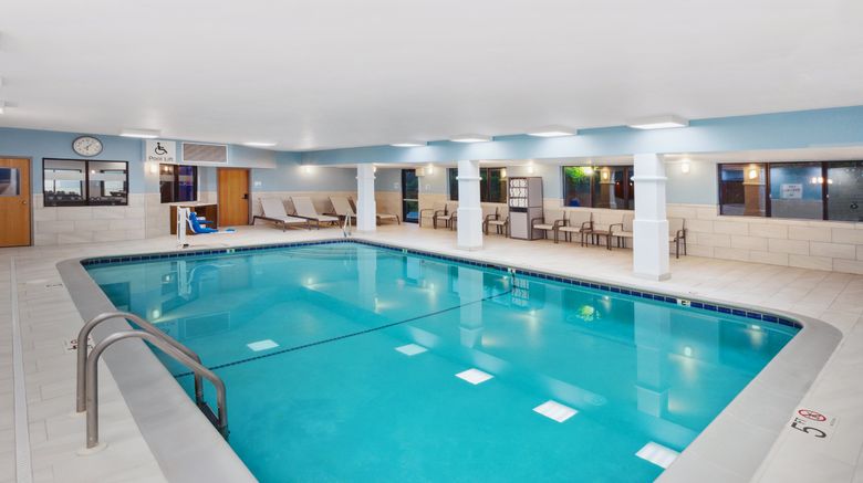 <b>Holiday Inn Express Fremont Pool</b>. Images powered by <a href="https://www.leonardoworldwide.com/" title="Leonardo Worldwide" target="_blank">Leonardo</a>.