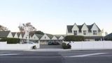 ASURE Green Gables Motel Exterior