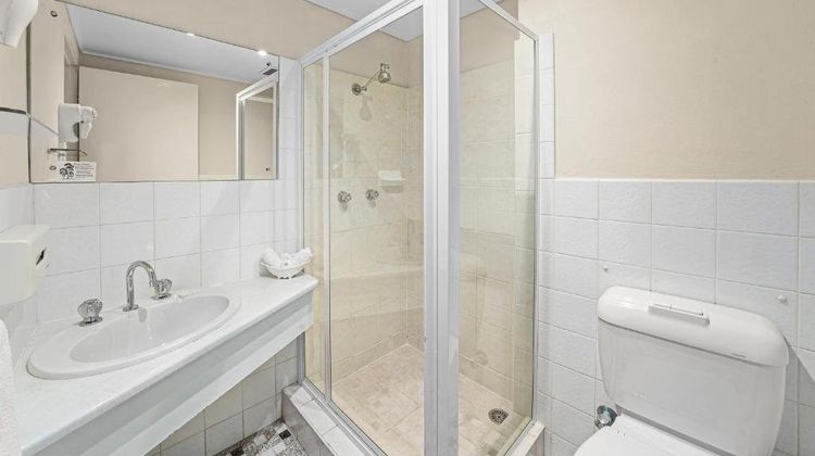 East Port Motor Inn Room