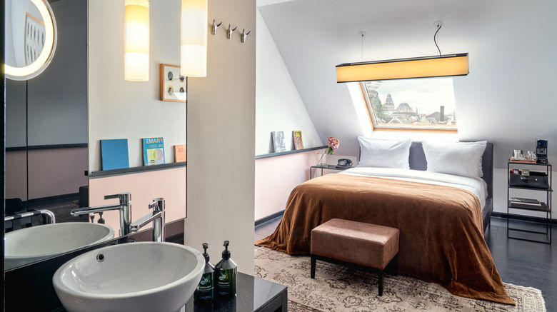<b>Sir Albert Hotel Amsterdam Room</b>. Images powered by <a href="https://www.leonardoworldwide.com/" title="Leonardo Worldwide" target="_blank">Leonardo</a>.