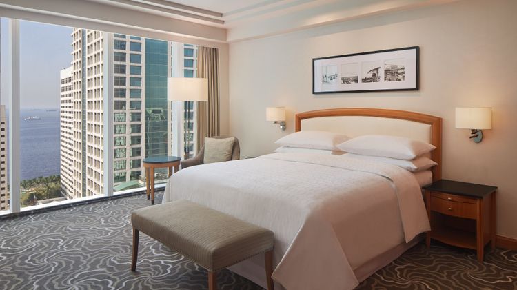 Sheraton Manila Bay Suite