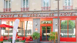 Porte de Versailles Hotel