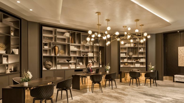 <b>JW Marriott Parq Vancouver Exterior</b>. Images powered by <a href="https://www.leonardoworldwide.com/" title="Leonardo Worldwide" target="_blank">Leonardo</a>.