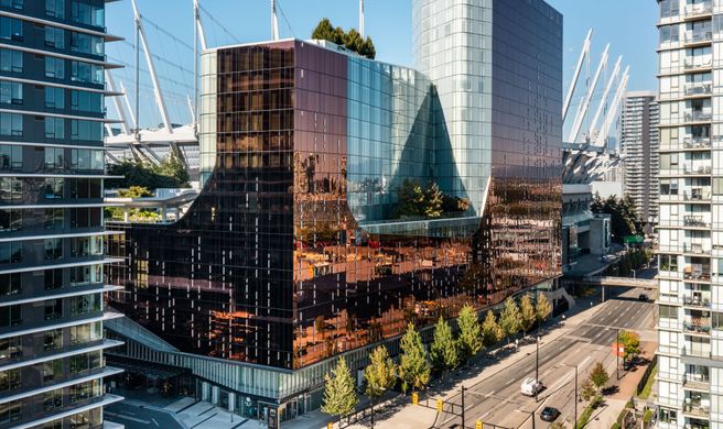 JW Marriott Parq Vancouver Exterior