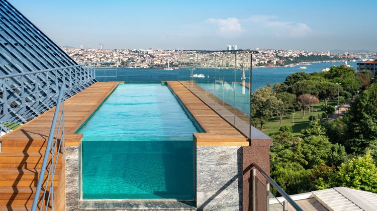 The Ritz-Carlton, Istanbul Pool