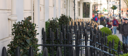 easyHotel London Victoria Exterior