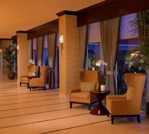 Laguna Cliffs Marriott Resort & Spa Lobby