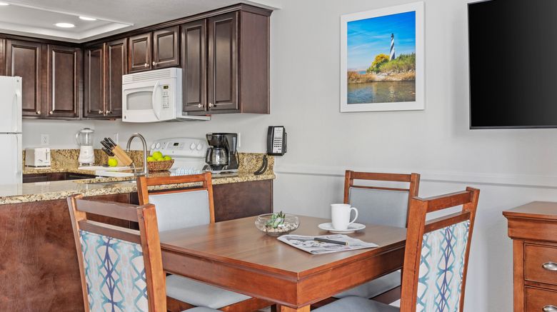 <b>Havasu Dunes Resort Restaurant</b>. Images powered by <a href="https://www.leonardoworldwide.com/" title="Leonardo Worldwide" target="_blank">Leonardo</a>.