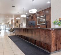 Sandman Hotel Lethbridge Exterior