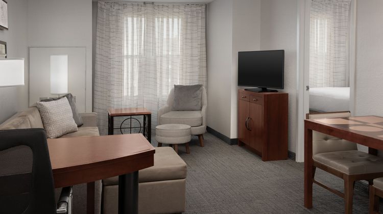 Residence Inn Greensboro Airport Room